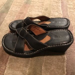 Born Black Leather Wedge Sandals-Size 8 (39)